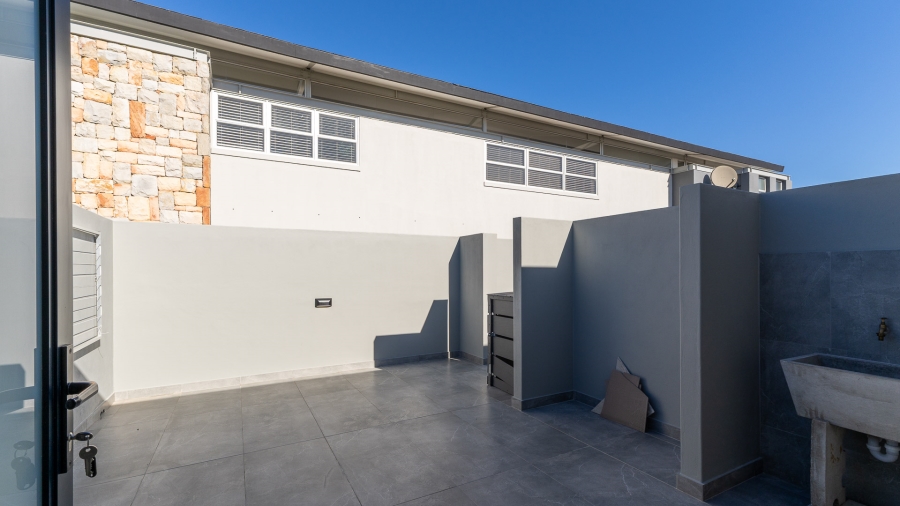 4 Bedroom Property for Sale in Oubaai Western Cape